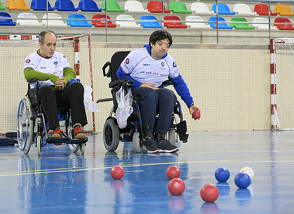 El Centro de D a Aita Menni de Bilbao se acerca a la boccia de la